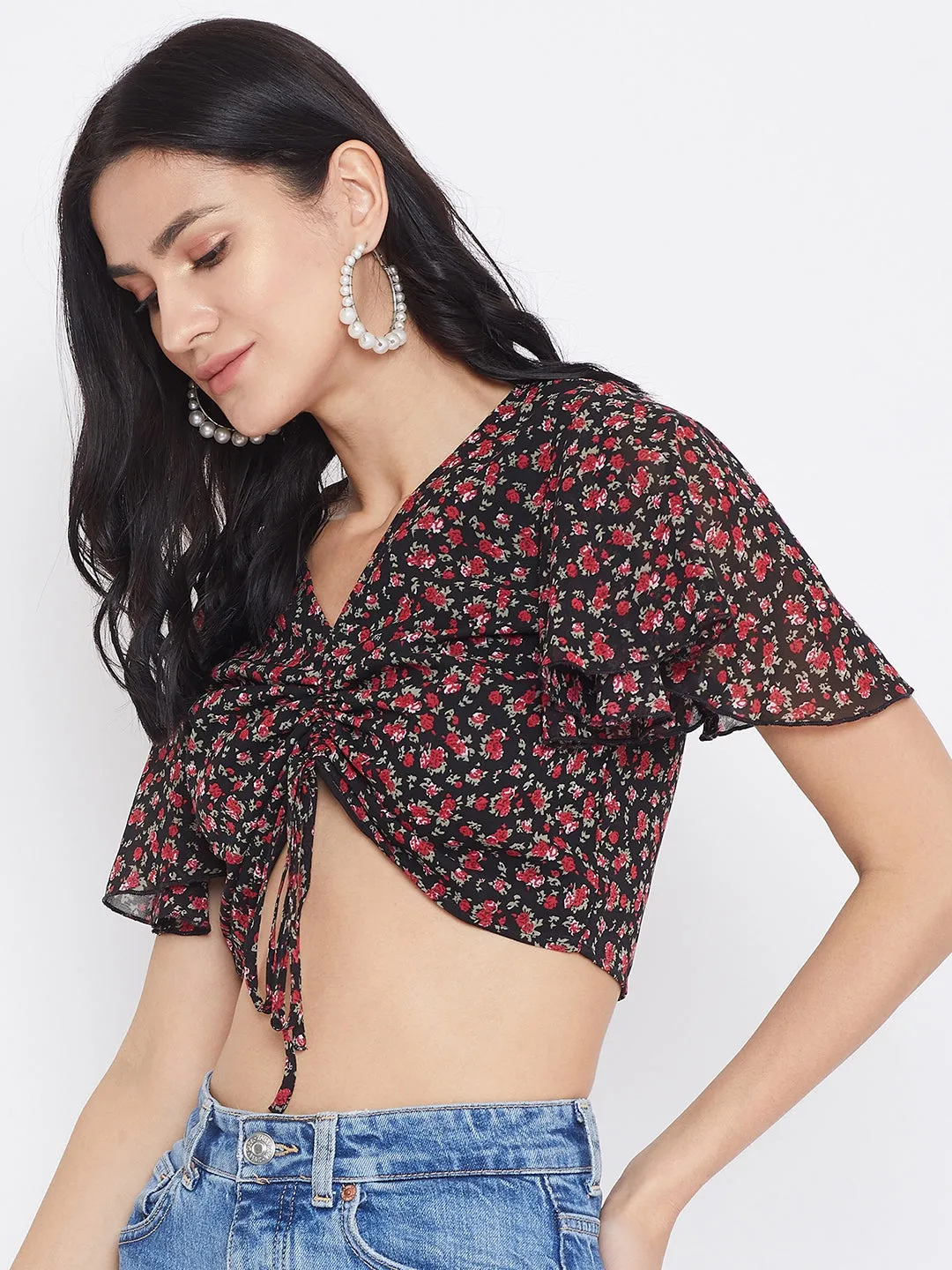 Berrylush Women Navy Blue & Red Floral Printed V-Neck Front Tie-Up Gathered Crop Top