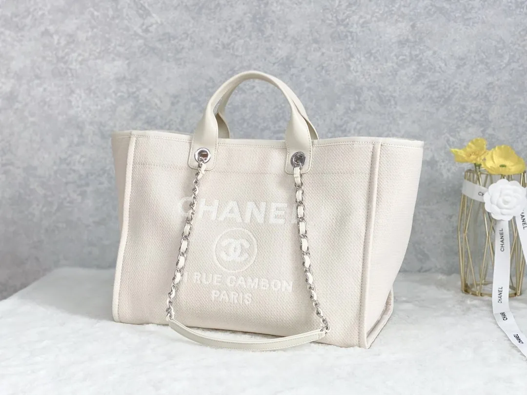 CHLSmall Shopping Bag Silver Hardware Cream For Women, Women&#8217;s Handbags, Shoulder Bags 15.2in/39cm AS3257