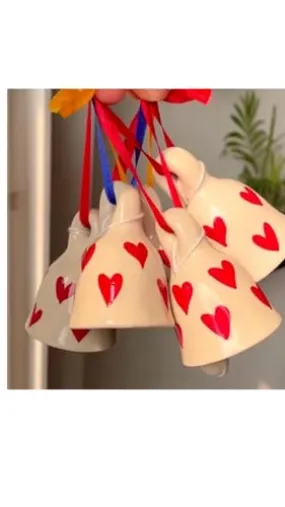 Shopping Shots Sweetheart bells - 3 Ceramic Bells